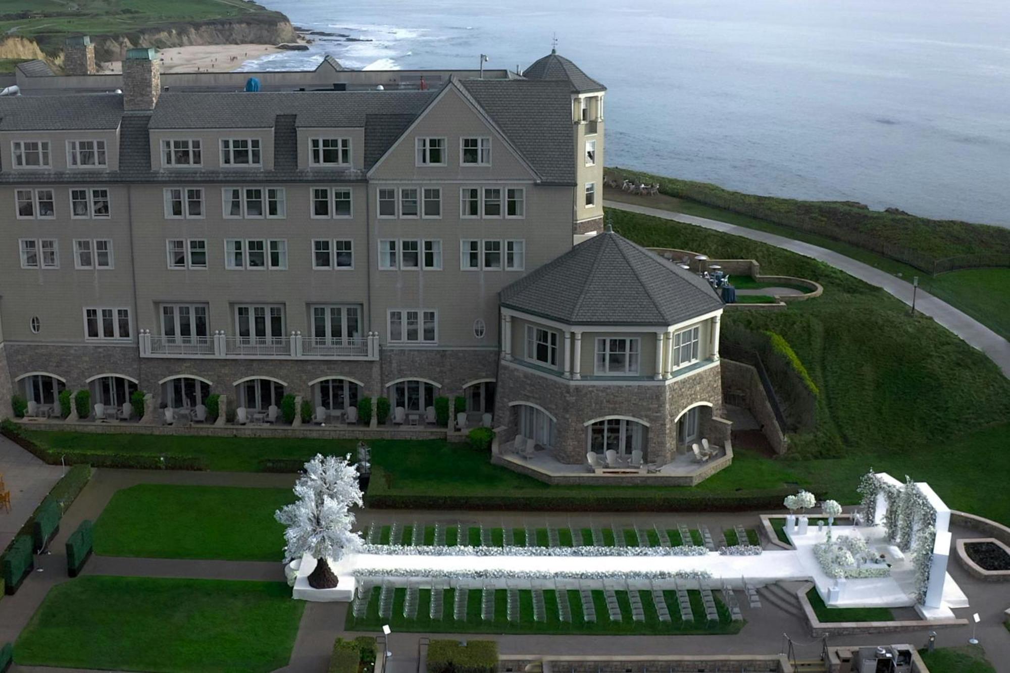The Ritz-Carlton, Half Moon Bay Hotel Exterior photo